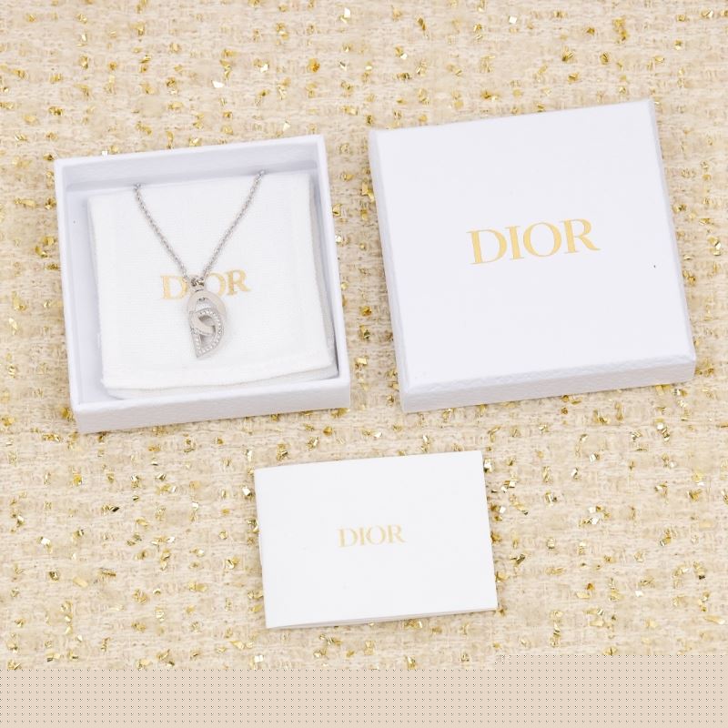 ch**an D*or necklaces